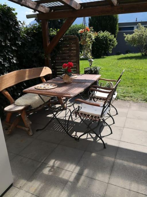 Garten-Wohnung Eschen Kültér fotó